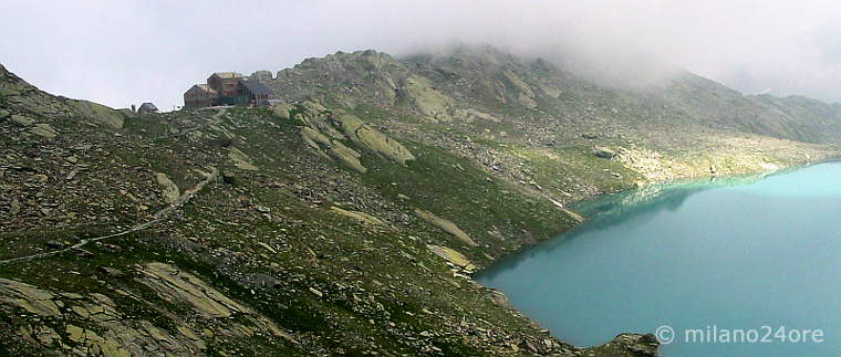 Lago Grande di Viso und Rifugio Quintino Sella