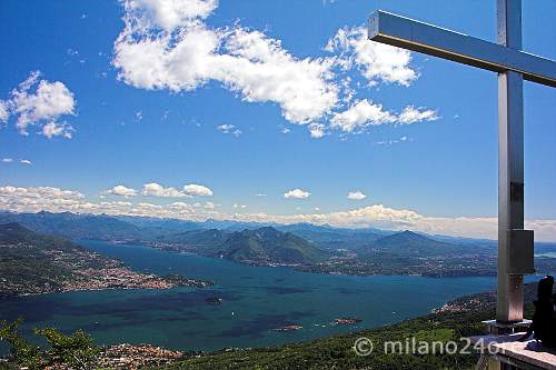 Blick vom Monte Zughero nach Bellagio am Comer See